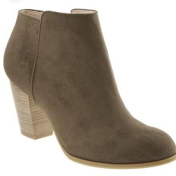 Green Old Navy Sueded Ankle Boot for Women 9 - Picture 1 of 11